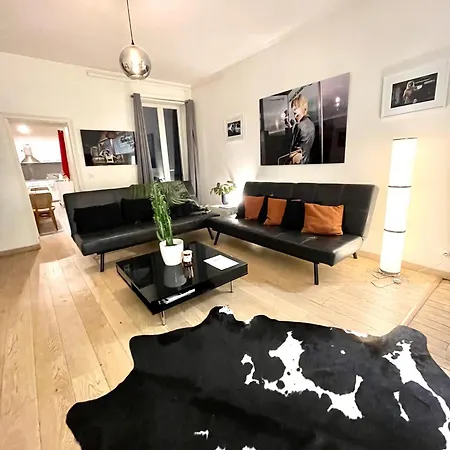 Apartment Vaste Avec A Vos Pieds